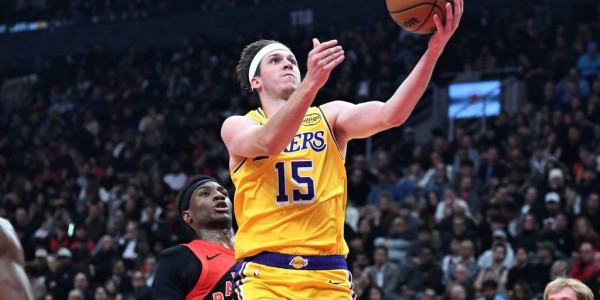 曝湖人今夏将给里夫斯巨额合同 或签5年2.4亿