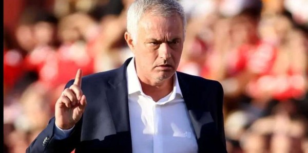 4球狂飙+92分钟绝平！穆帅一夜让全欧清醒，皇马利物浦惊魂过关