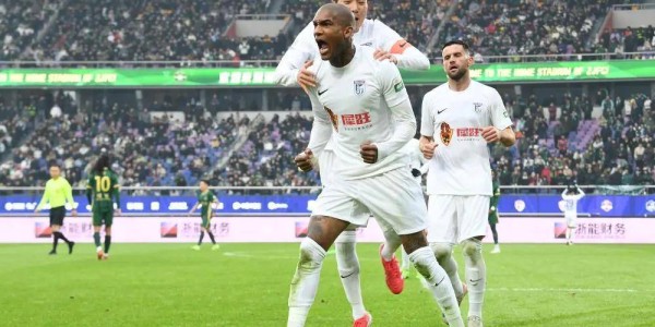 19球锋霸遭欧洲豪门截胡！大连英博夏窗首签告吹，紧急启动B计划