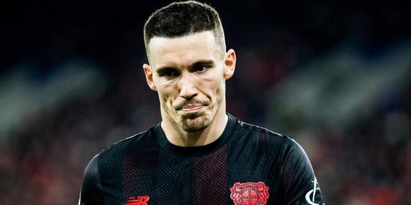 德甲劲旅勒沃库森主场0-0战平奥林匹亚科斯，总比分2-0晋级欧冠16强