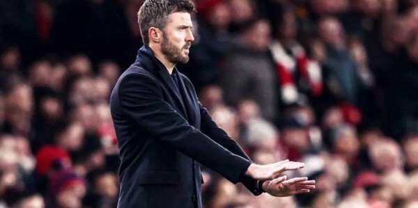 曼联真正的挑战还在下周！卡里克呼吁球员保持谦逊，自己也不急于转正