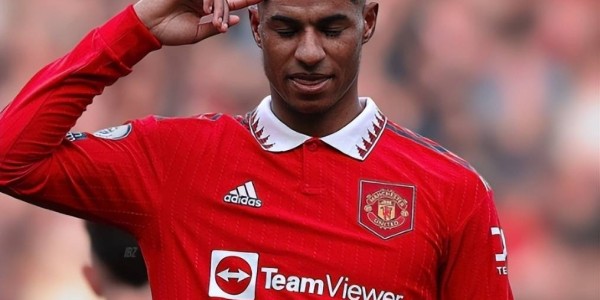 拉什福德太过分！曝前曼联太子主动配合压价，降薪租借也要去巴萨